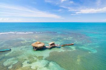 FLOYD’S PELICAN BAR